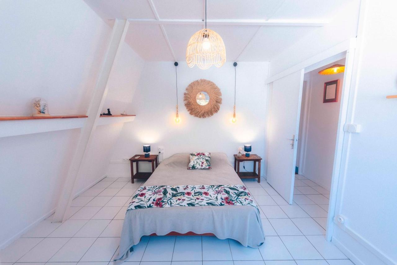 Appartement COCO T4 en R+1 proche du lagon La Saline Le Bains Extérieur photo